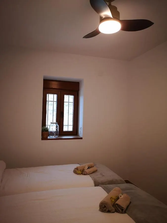Cortijo Samadhi Guest House Lanjaron Country house